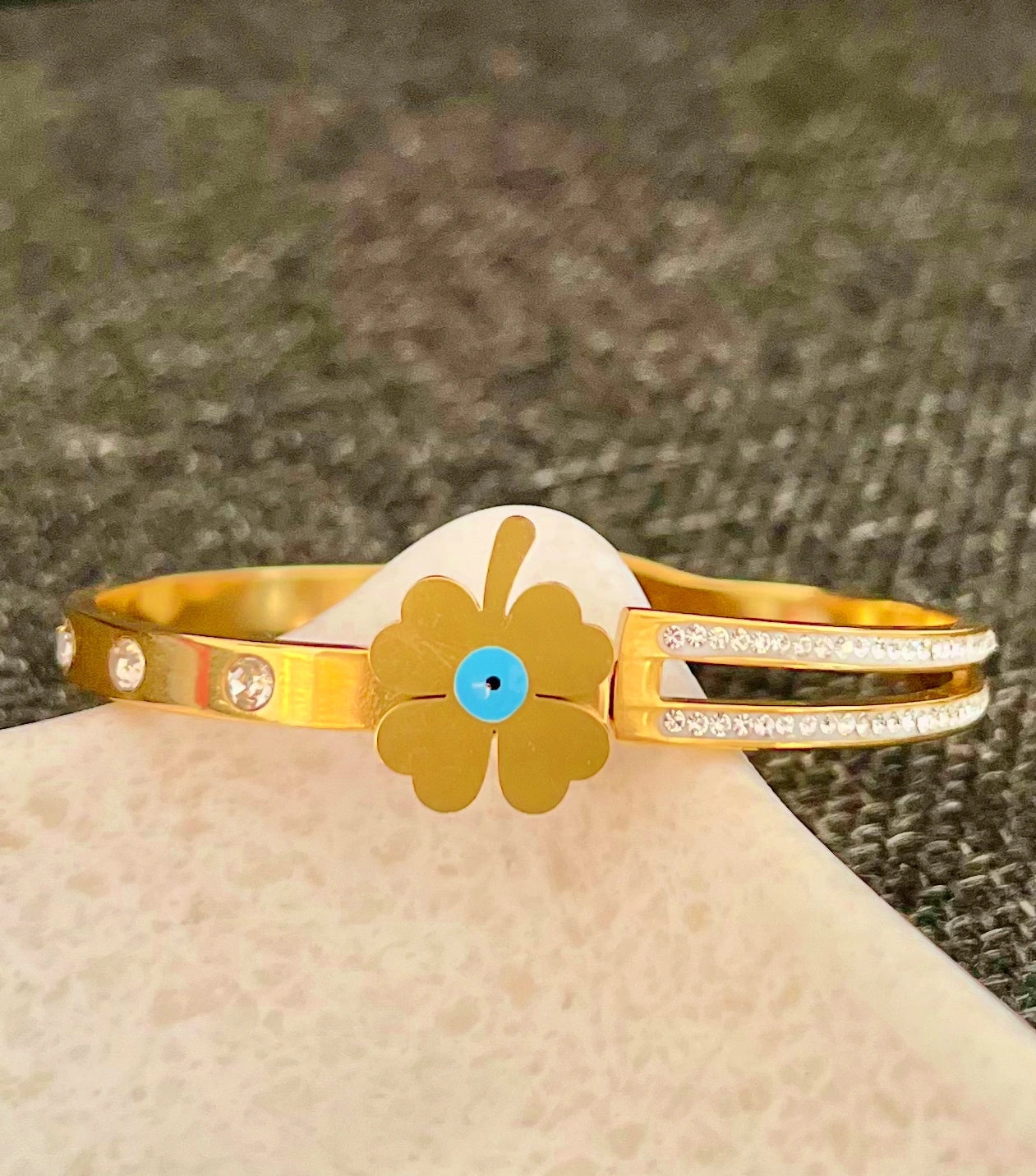 Golden Clover Charm Bangle