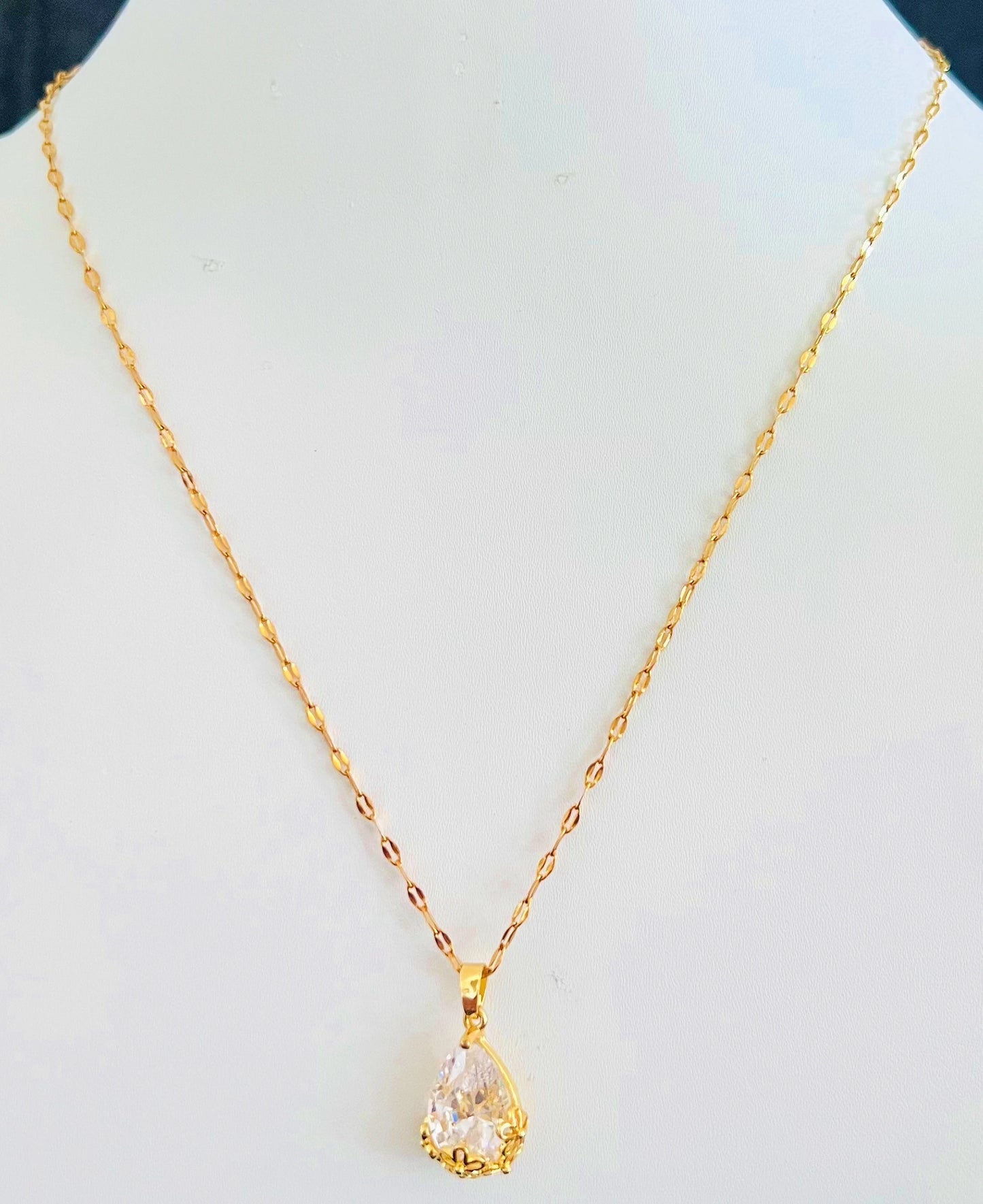 Golden Teardrop Crystal Necklace