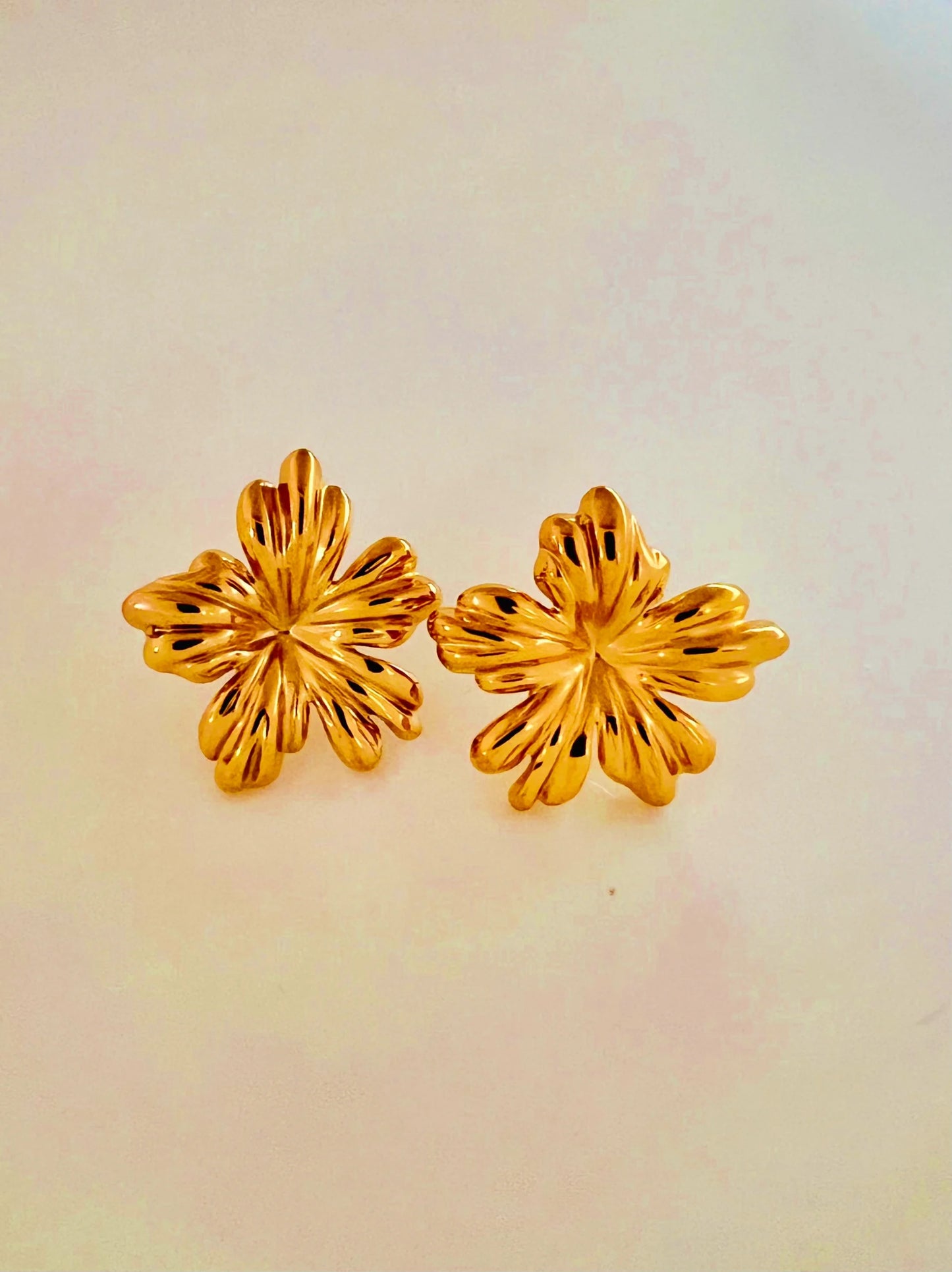 Goldora Blossom Earring