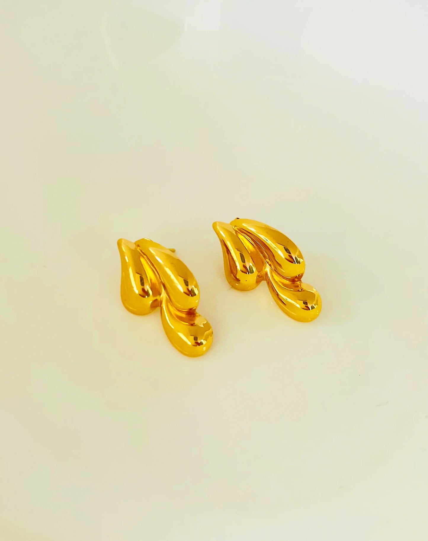 Golden Teardrops Earring