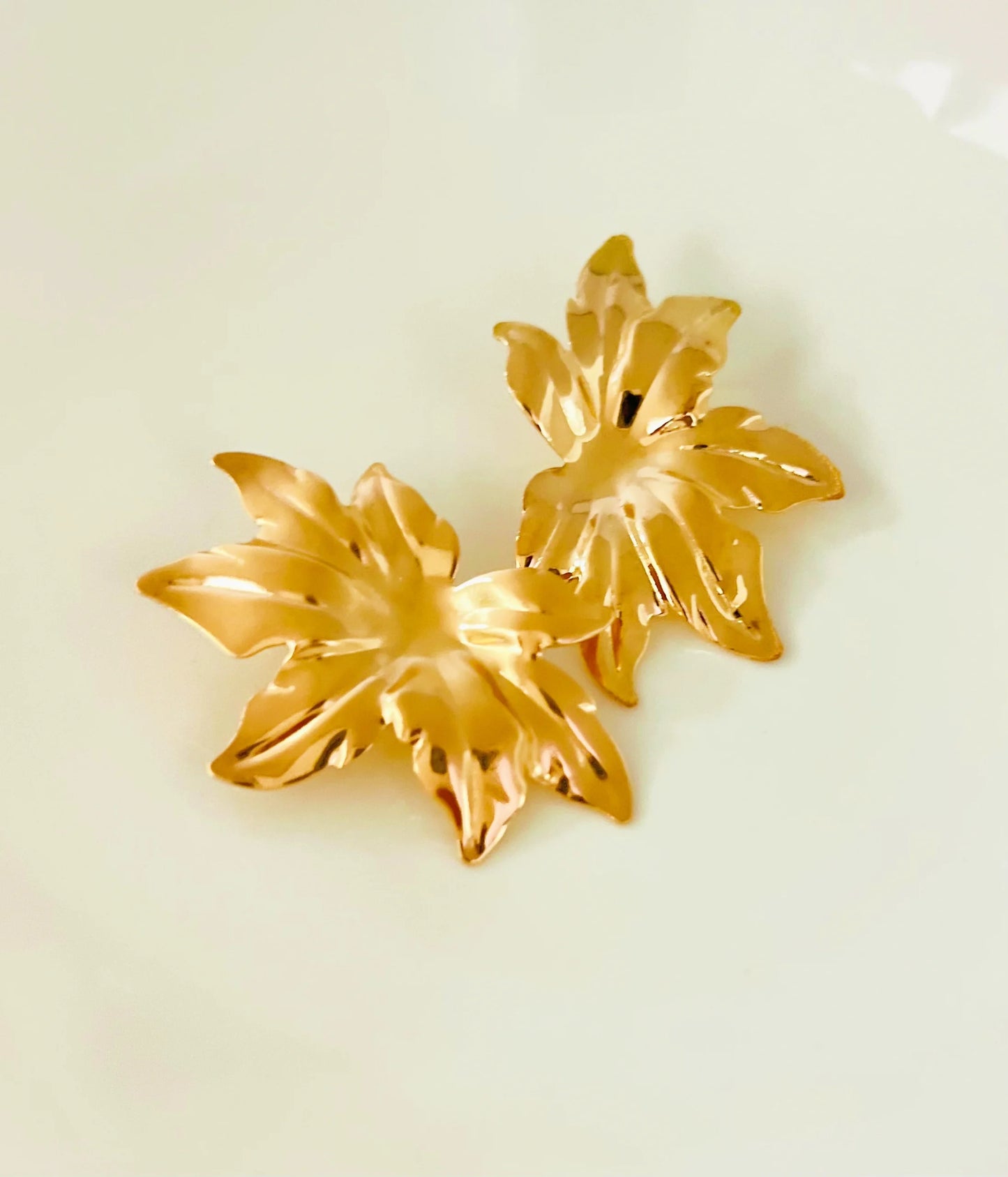 Golden Leaf Arc