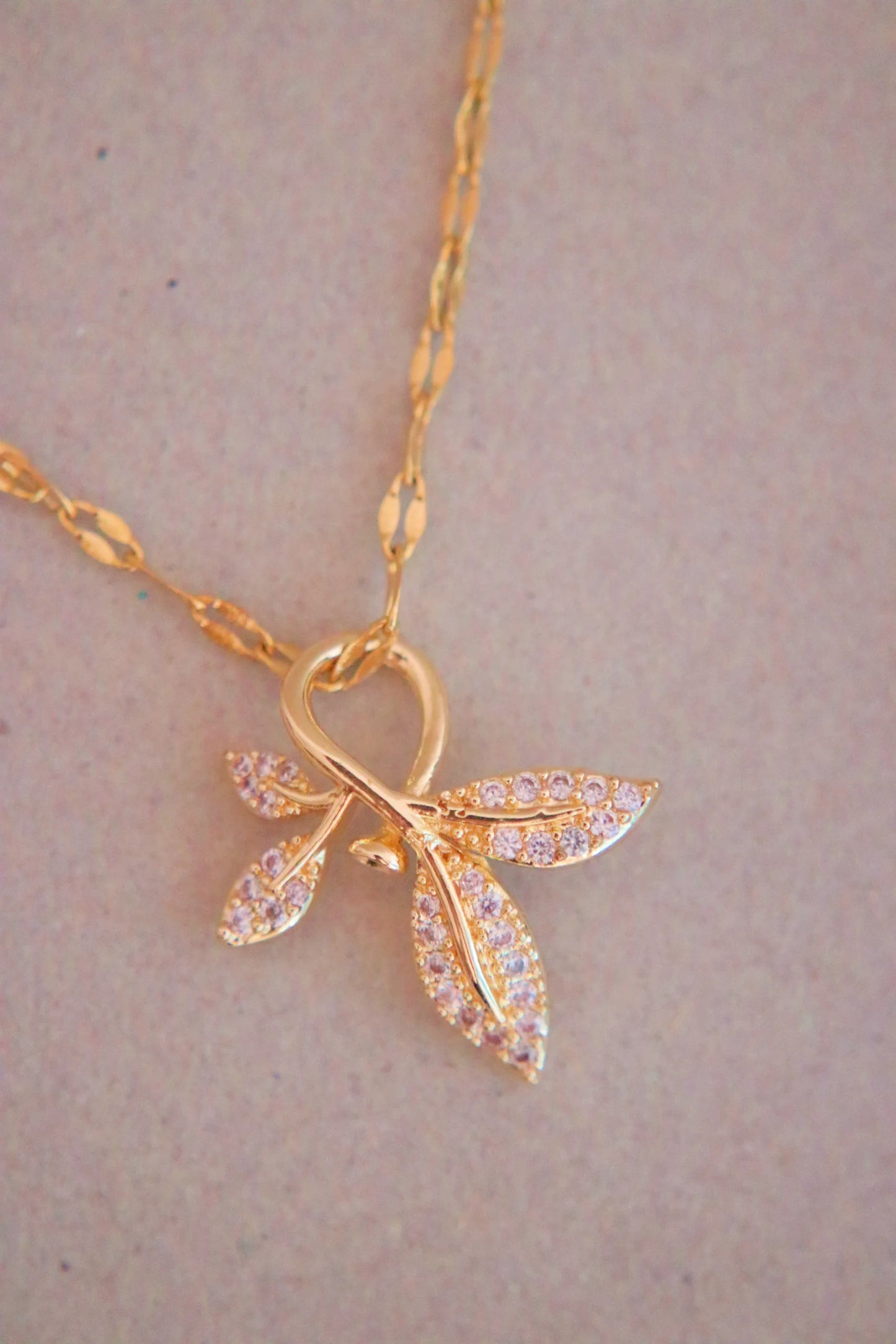 Diamond Flowers Necklace