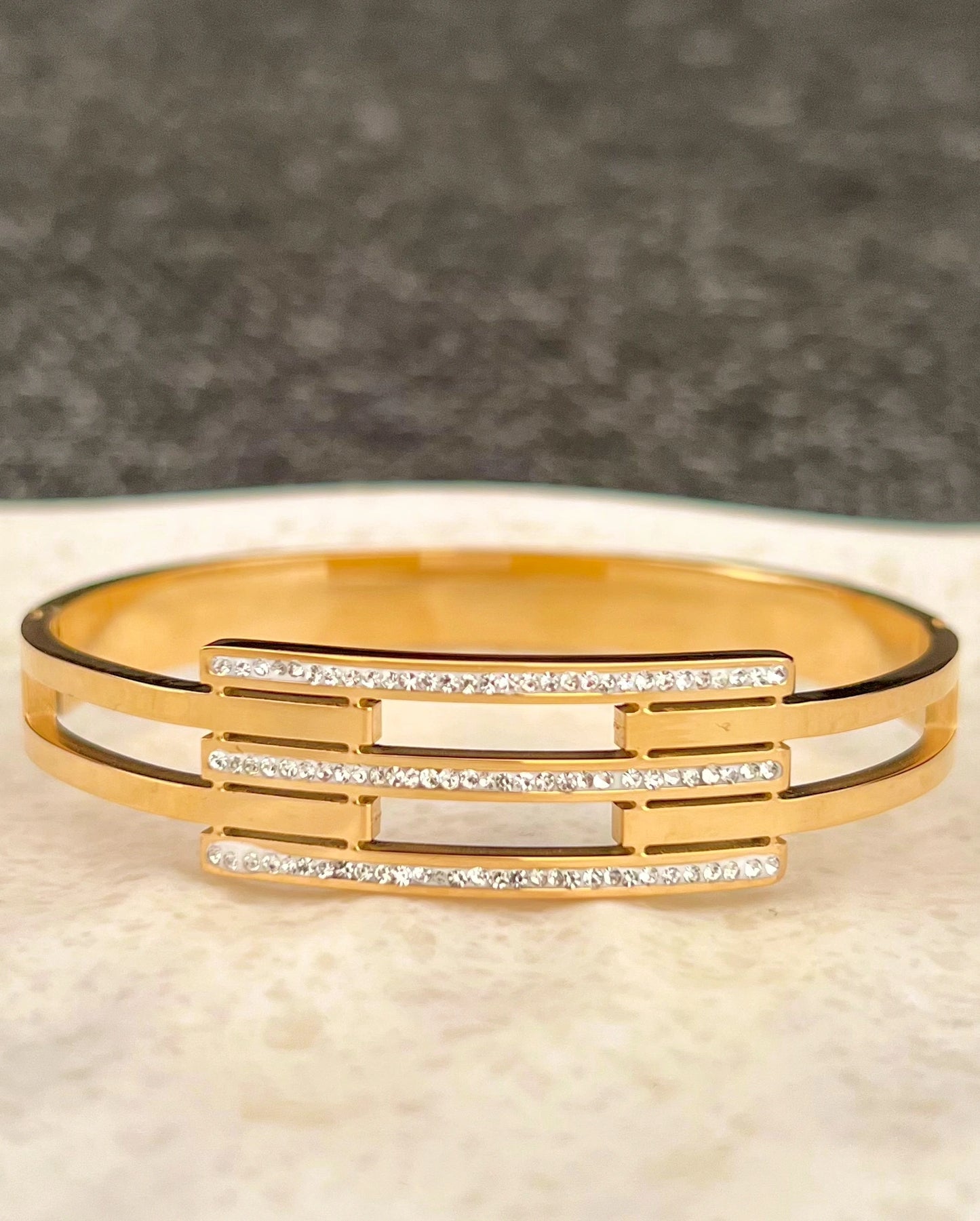 Shimmering Bar Bangle