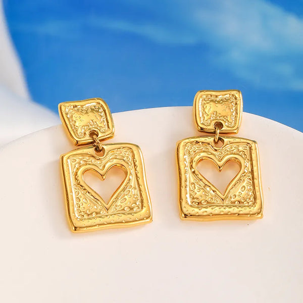 Artistic Heart Gold Plated Earrings – Classic Statement Drops
