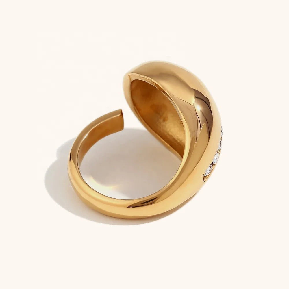 Aura Curve Adjustable Crystal Ring
