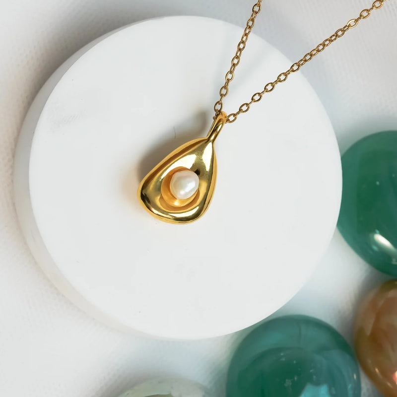 Aurora Drop Pearl Pendant Necklace