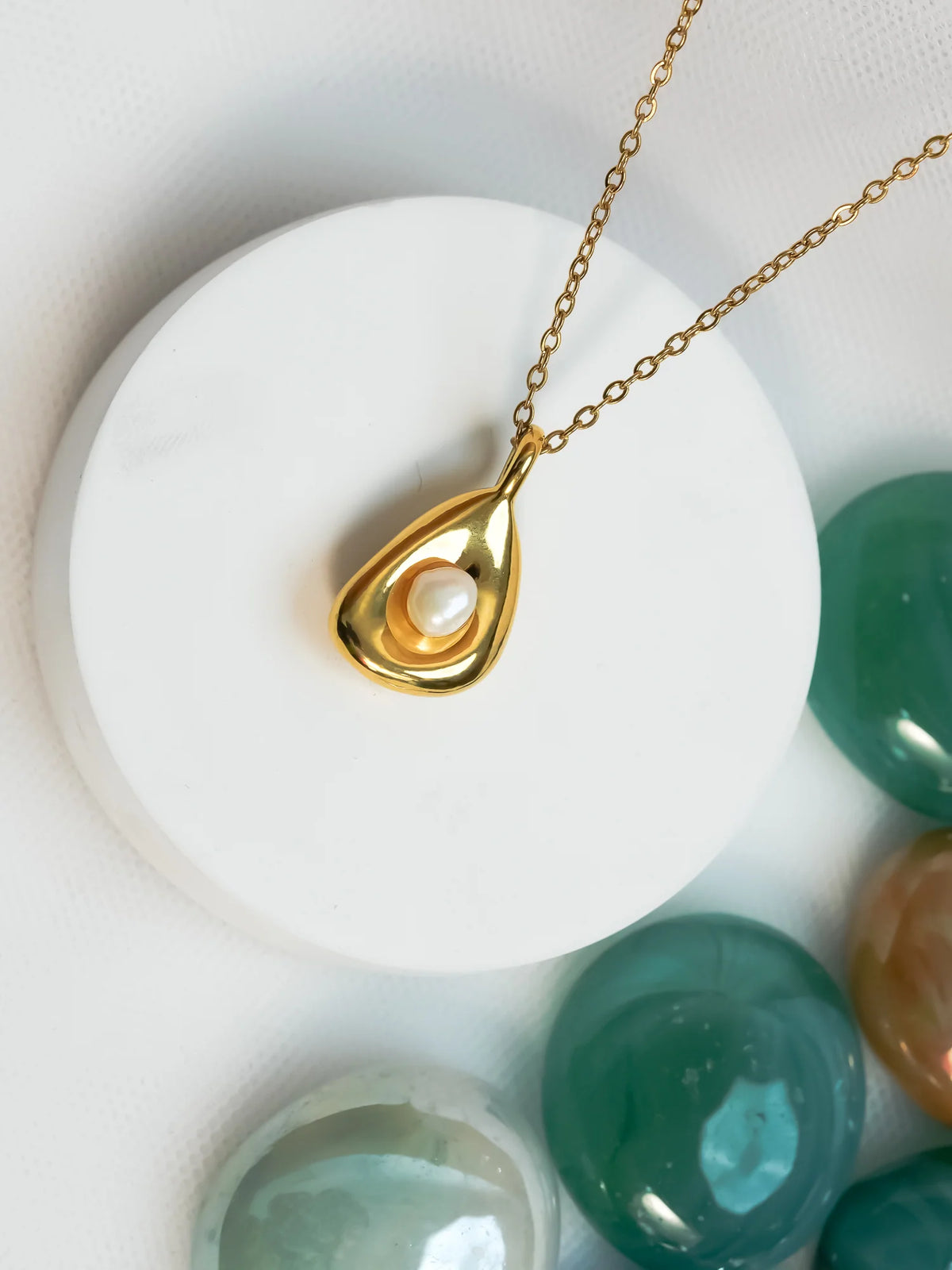 Aurora Drop Pearl Pendant Necklace
