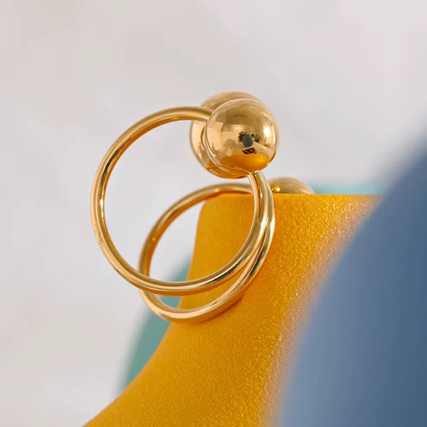 Aurora Trio Sphere Gold Ring