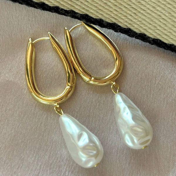 Cascading Baroque Pearl Drops