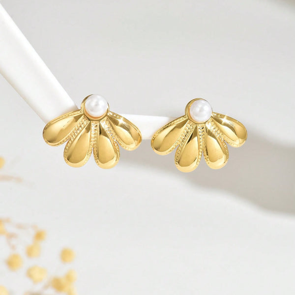 Daisy Pearl Gold Plated Earrings