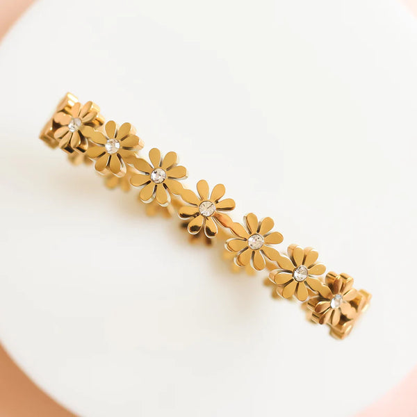 Daisy Radiance Gold Bracelet
