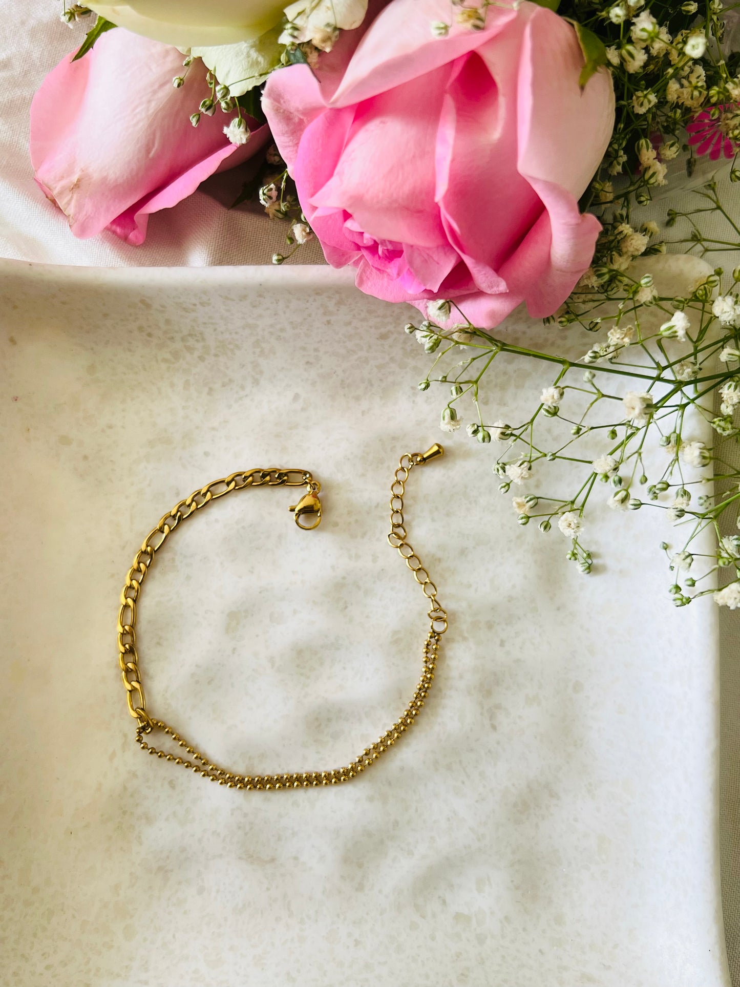Elegant Harmony Gold Chain Bracelet