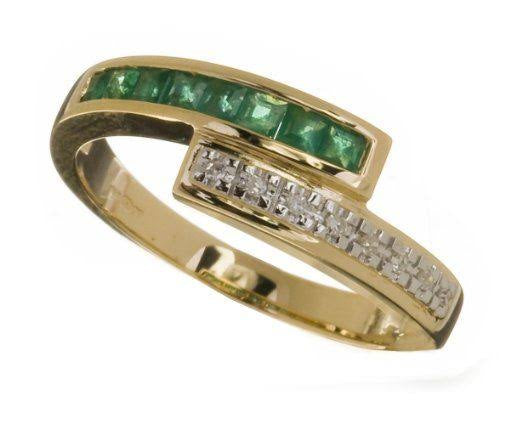 Emerald & Diamond Horizon Gold Ring