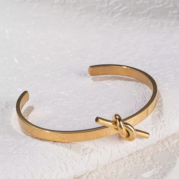Enduring Knot Open Gold Bracelet