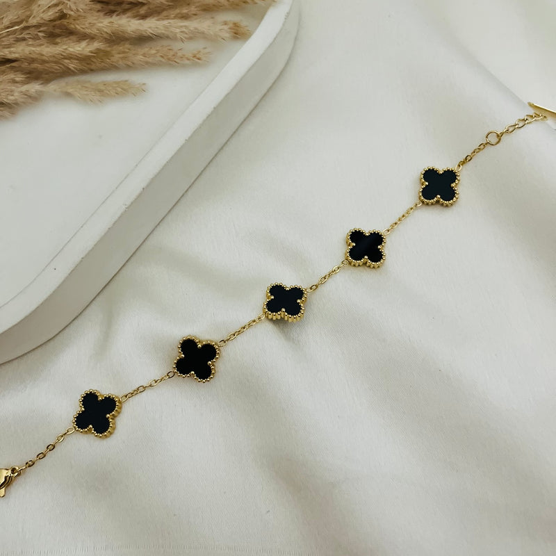 Eternal Noir Clover Bracelet
