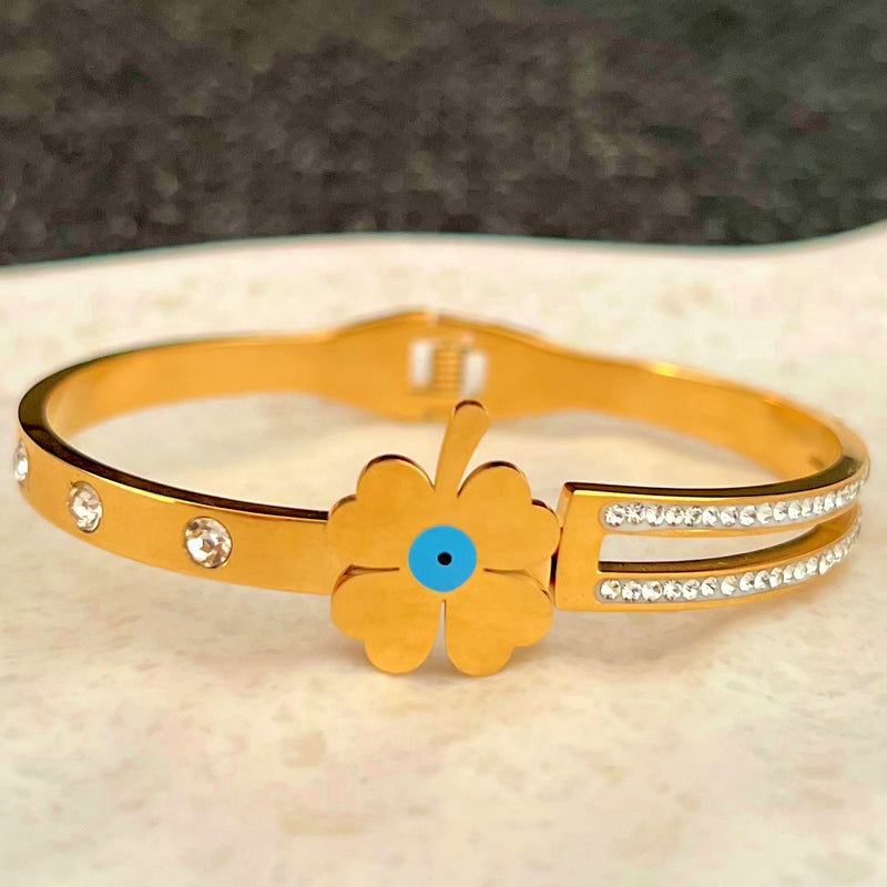 Golden Clover Charm Bangle