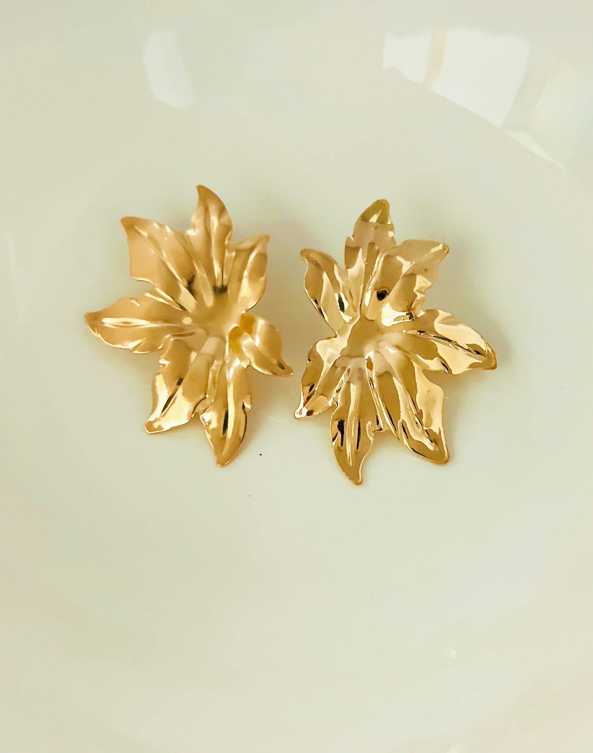 Golden Leaf Arc