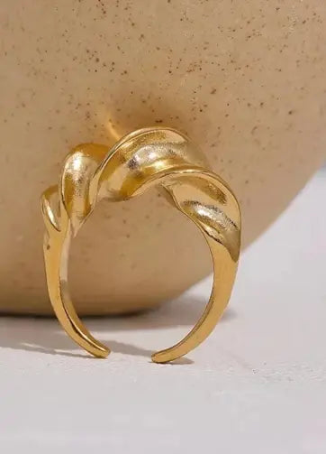 Leaf Flow Adjustable Gold Ring