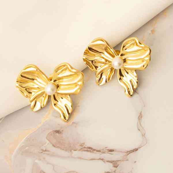 Liora Sculpted Bow Pearl Studs