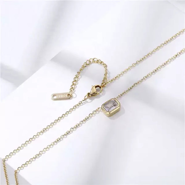 Lumière Emerald-Cut Pendant Necklace