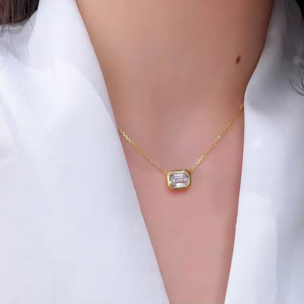 Lumière Emerald-Cut Pendant Necklace