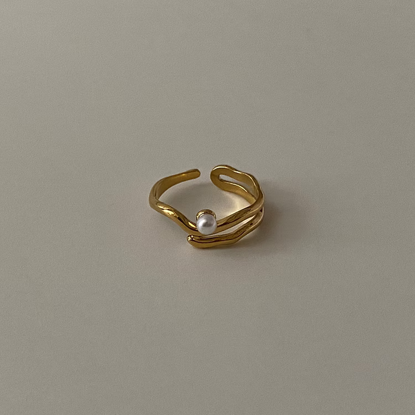 Luminous Loop Gold & Pearl Adjustable Ring