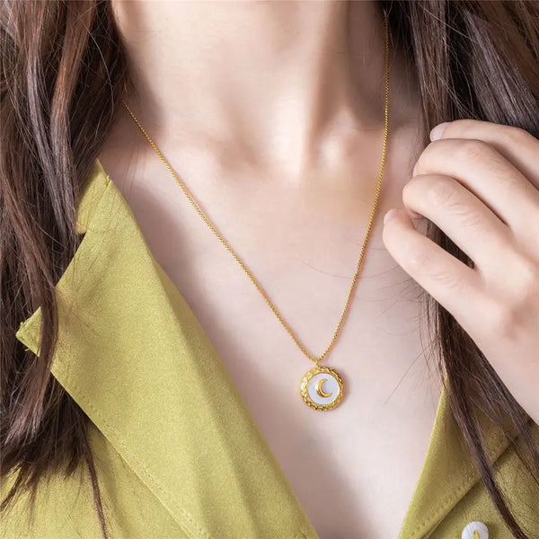 Luna Glow Gold Plated Necklace – Crescent Moon Medallion