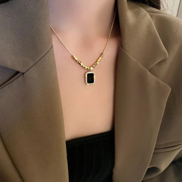Midnight Aura Gold Plated Necklace – Black Onyx & Bead Chain