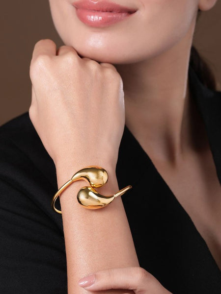 Muse Bold Sculpted Cuff