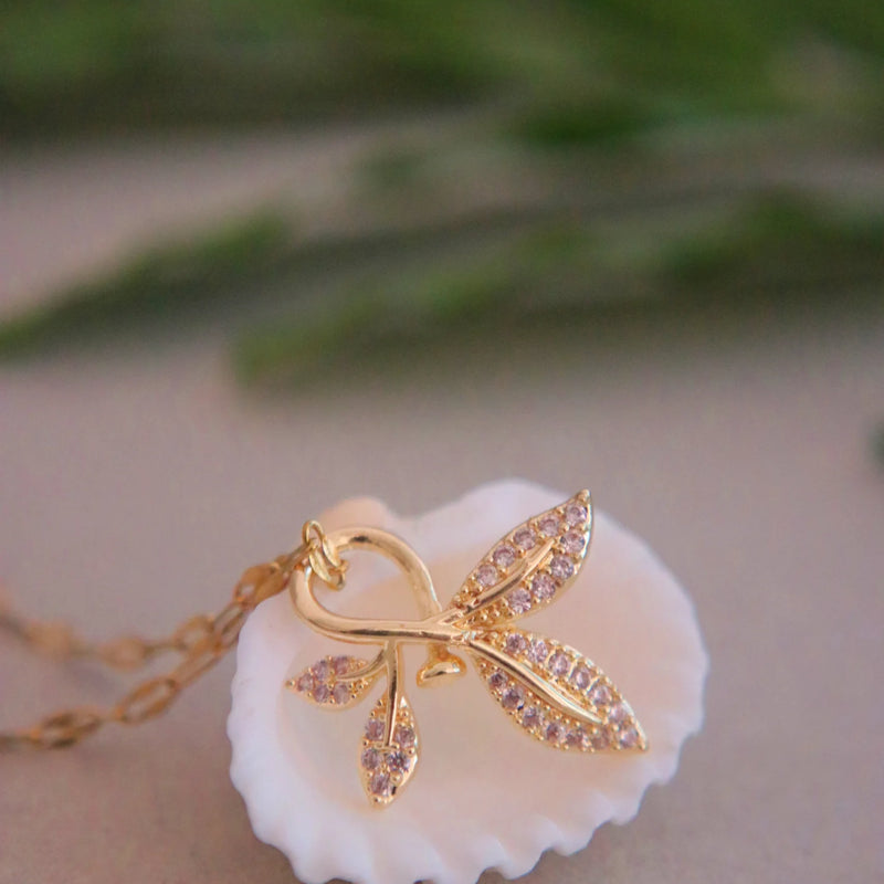 Diamond Flowers Necklace