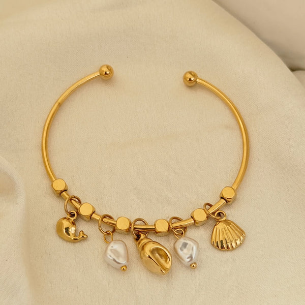 Oceansong Shell & Pearl Gold Bangle