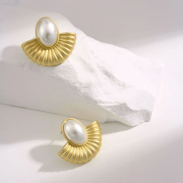 Ophelia Fan Pearl Studs