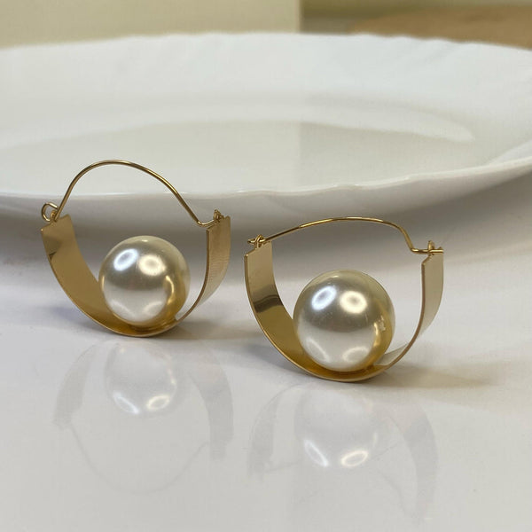 Orbit Pearl Sculptural Hoops