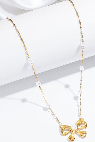 Pearl Bow Glow Necklace