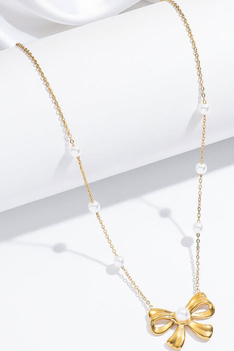 Pearl Bow Glow Necklace