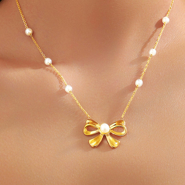 Pearl Bow Glow Necklace