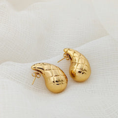 Quilted Gold Paisley Studs