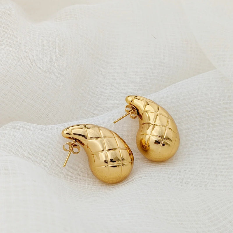 Quilted Gold Paisley Studs