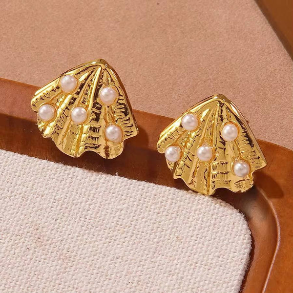 Seashell Pearl Gold Plated Earrings – Luxe Oceanic Studs