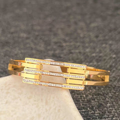 Shimmering Bar Bangle