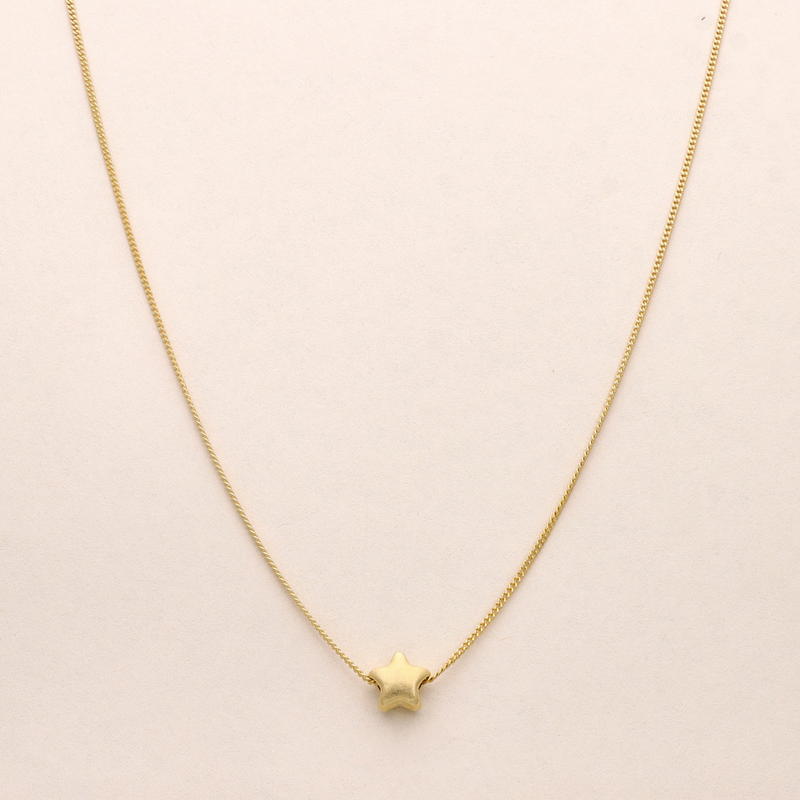 Stellar Shine Minimal Star Necklace
