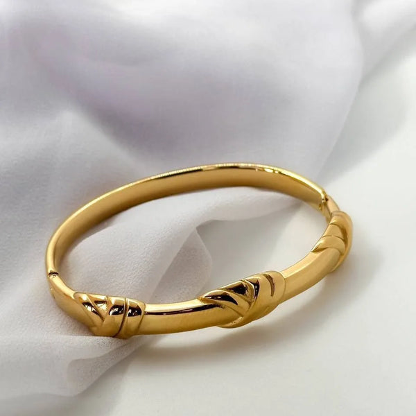 Sunrise Twist Gold Plated Bangle