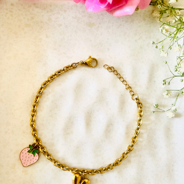 Sweetheart Charm Link Chain Bracelet