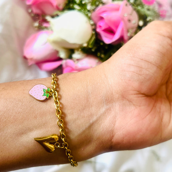 Sweetheart Charm Link Chain Bracelet