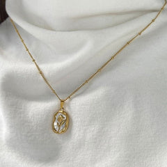 Tulip Glow Oval Pendant Necklace