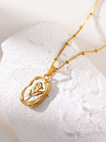 Tulip Glow Oval Pendant Necklace