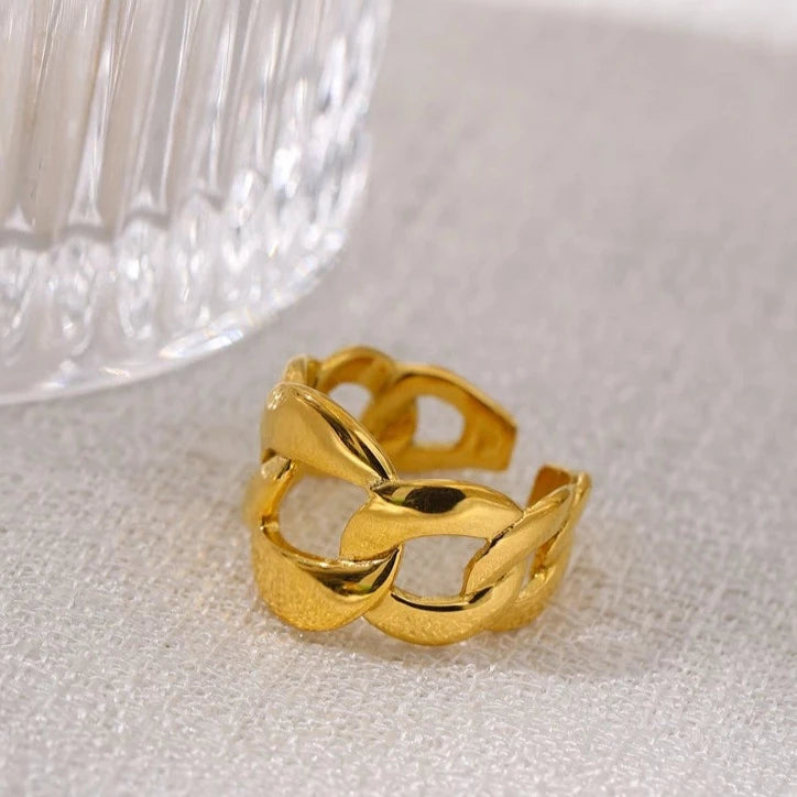 Urban Link Adjustable Gold Ring