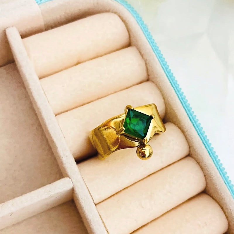 Verde Luxe Adjustable Gold Ring