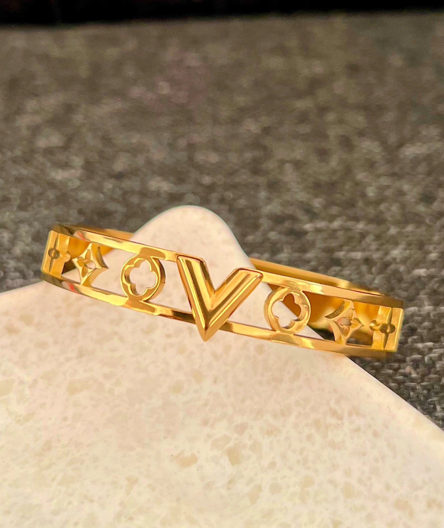Vintage Inspired Gold Bangle