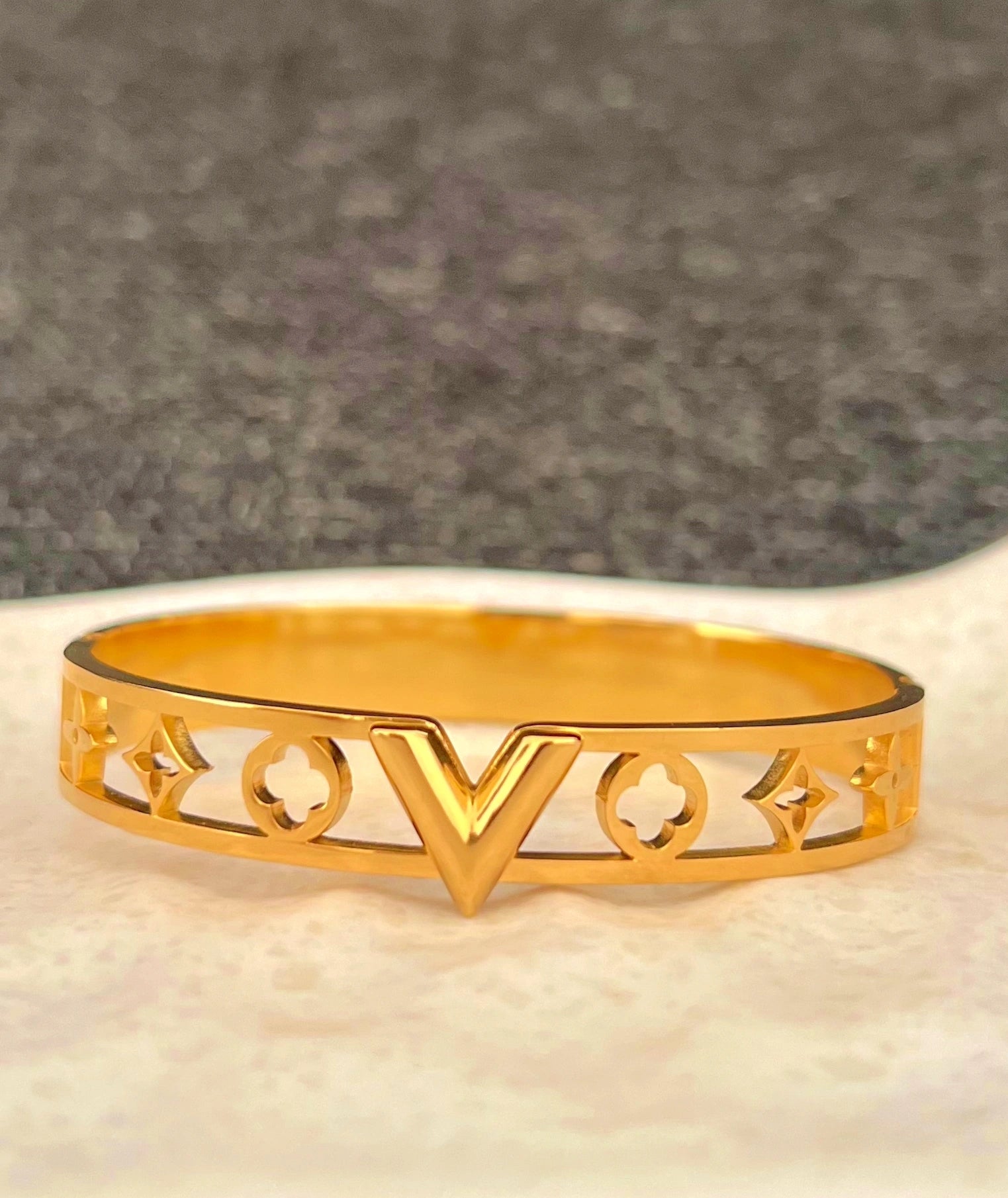 Vintage Inspired Gold Bangle